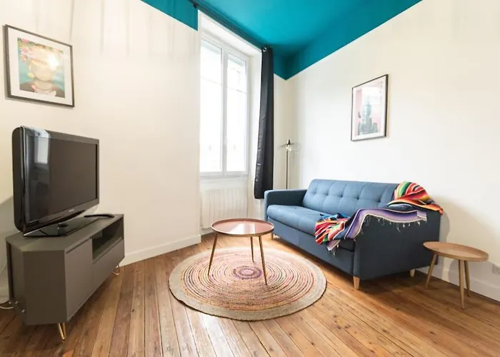 Le Khalo - Chateau D'angers - La Bonne Marienne Анже