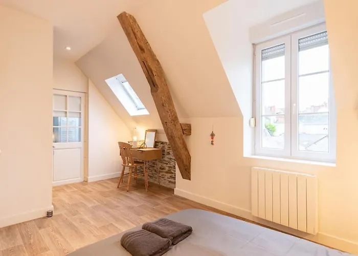 Le Khalo - Chateau D'angers - La Bonne Marienne * Анже